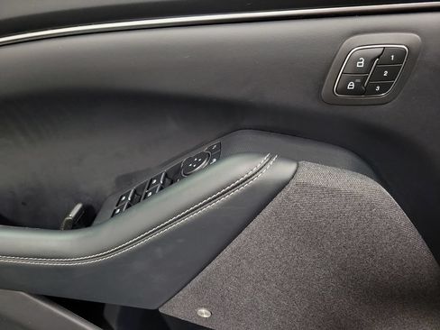 Used 2025 Ford Mustang Mach-E Premium AWD/4WD image 23
