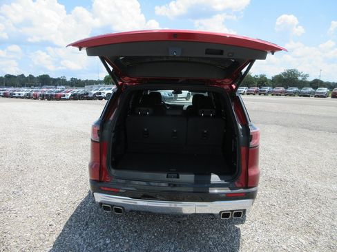 New 2025 GMC Acadia Denali image 8