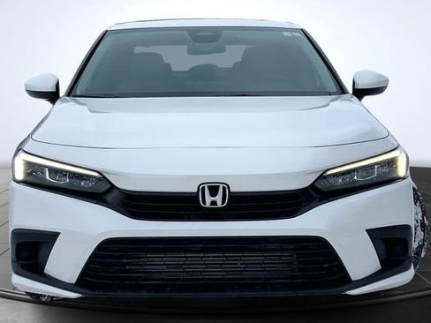Used 2023 Honda Civic EX image 3