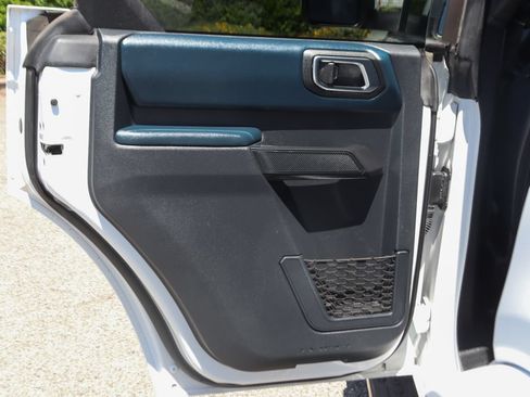 Used 2024 Ford Bronco Outer Banks AWD/4WD image 35