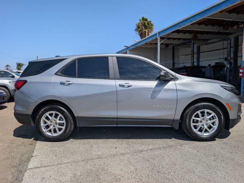 Used 2023 Chevrolet Equinox LS FWD image 7