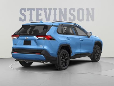 Used 2023 Toyota RAV4 SE w/ Convenience Package AWD/4WD image 2