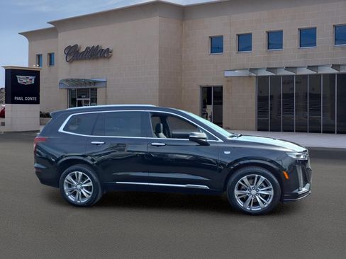 Certified 2024 Cadillac XT6 Premium Luxury w/ LPO, Floor Liner Package AWD/4WD image 4