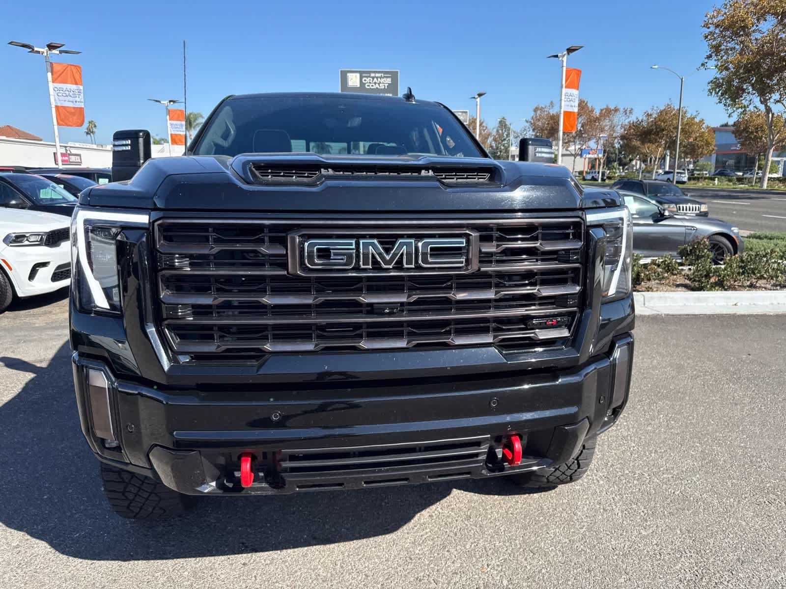 Used 2024 GMC Sierra 2500 AT4X AWD/4WD image 5