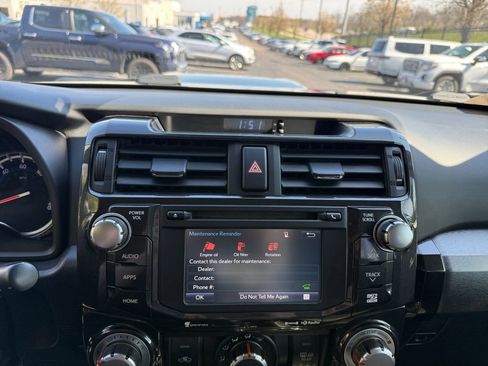 Used 2019 Toyota 4Runner TRD Off-Road Premium image 9