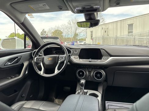 Used 2019 Chevrolet Blazer LT w/ Sun and Wheels Package image 13