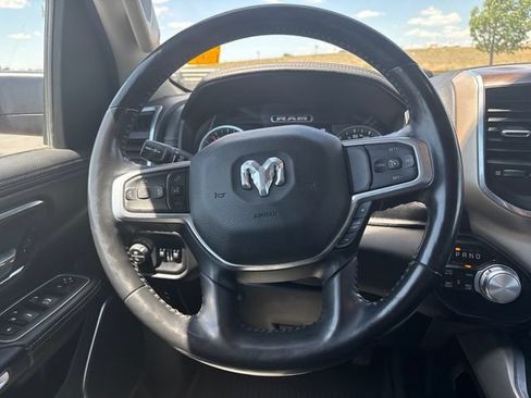 Used 2022 RAM 1500 Laramie AWD/4WD image 14