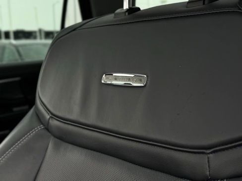 Used 2025 Ford Expedition Max Platinum image 23