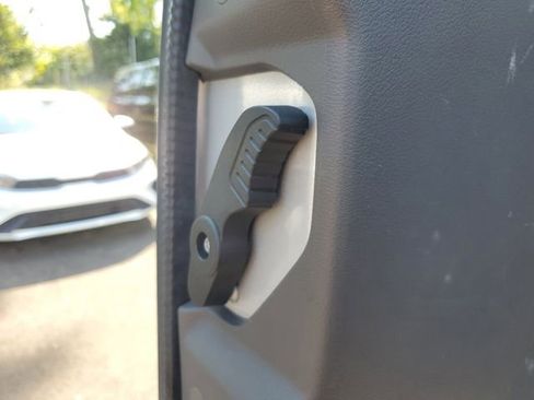 Used 2020 Ford Transit 150 XL image 25