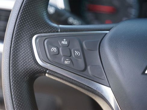 Used 2019 Chevrolet Equinox LS FWD image 22