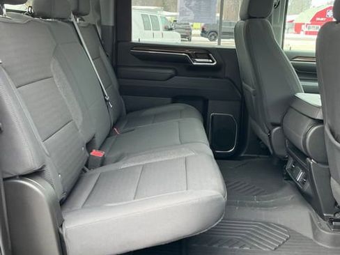 Used 2024 Chevrolet Silverado 2500 LT AWD/4WD image 13