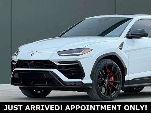 Used 2022 Lamborghini Urus image 47