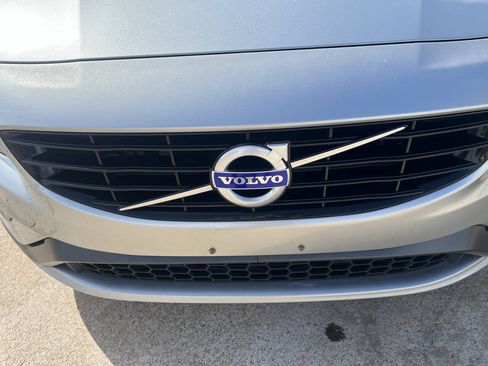 Used 2018 Volvo S60 T5 Dynamic w/ Vision Package FWD image 29