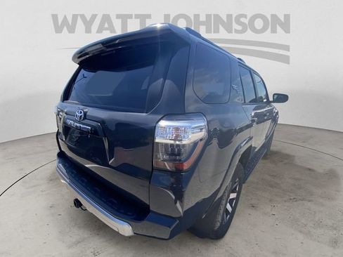 Used 2024 Toyota 4Runner TRD Off-Road Premium AWD/4WD image 9