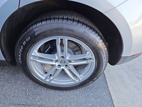 Used 2017 Porsche Macan image 33