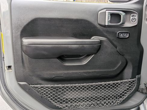 Used 2020 Jeep Wrangler Unlimited Sport S image 12