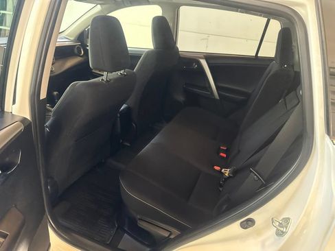 Used 2016 Toyota RAV4 XLE AWD/4WD image 21
