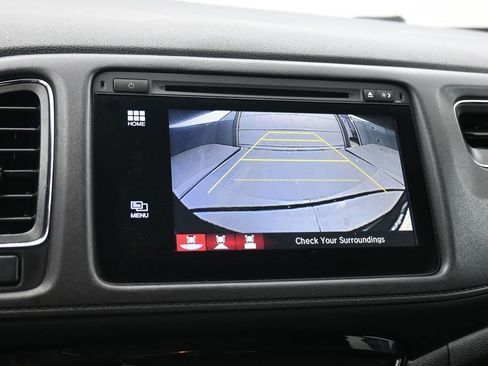 Used 2017 Honda HR-V EX image 3