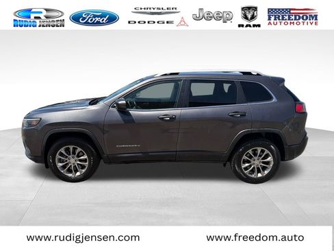 Used 2020 Jeep Cherokee Latitude Plus w/ Cold Weather Group AWD/4WD image 2