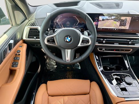 New 2026 BMW X5 xDrive40i w/ M Sport Package image 17