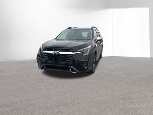 Used 2023 Subaru Ascent Touring image 2