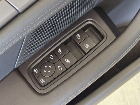 New 2025 Porsche Taycan 4S image 14