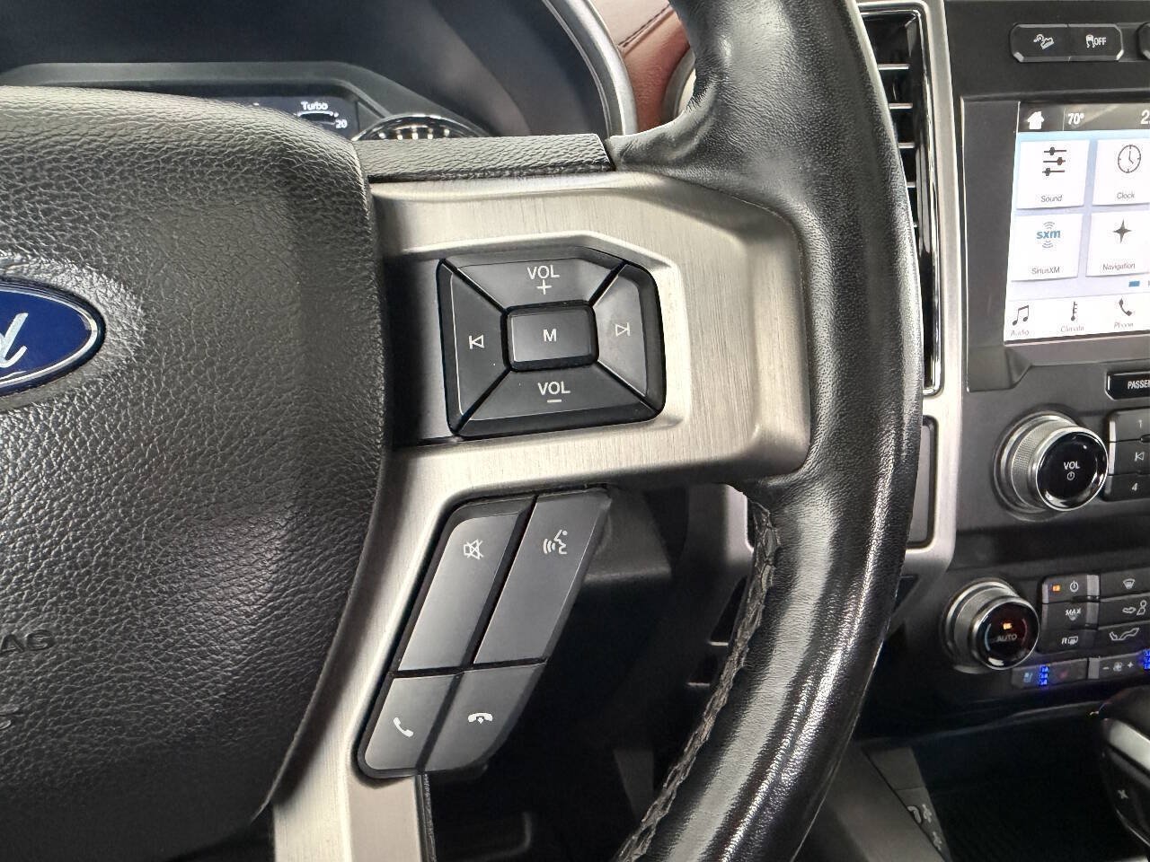 Used 2019 Ford F150 Platinum w/ Equipment Group 701A Luxury AWD/4WD image 28