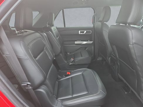 Certified 2023 Ford Explorer XLT w/ Equipment Group 202A image 24