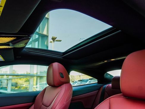 Used 2025 BMW M440i Coupe w/ Premium Package image 37