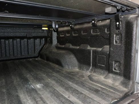 Used 2023 Chevrolet Colorado LT w/ LT Convenience Package AWD/4WD image 14