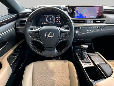 Used 2021 Lexus ES 350 w/ Premium Package FWD image 5