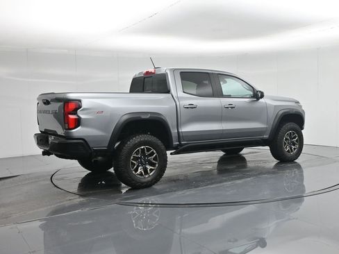 Used 2024 Chevrolet Colorado ZR2 w/ Technology Package image 29