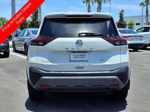 Used 2021 Nissan Rogue SV FWD image 6