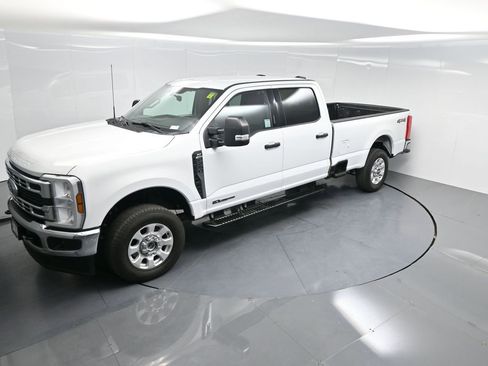 Used 2024 Ford F250 XLT image 56