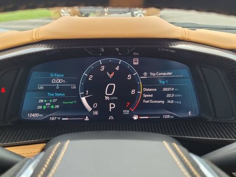 Used 2021 Chevrolet Corvette Stingray Premium Cpe w/ Z51 Performance Package RWD image 23