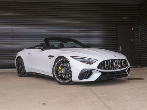 Used 2022 Mercedes-Benz SL 55 AMG 4MATIC image 9