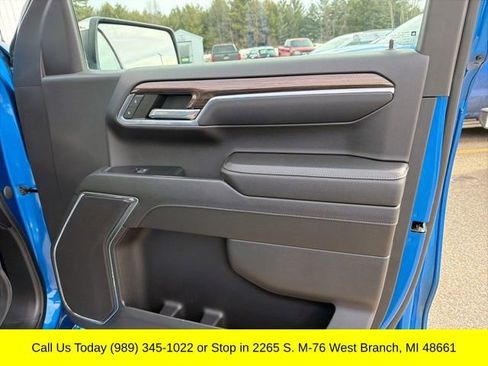 Used 2023 Chevrolet Silverado 1500 LT AWD/4WD image 38