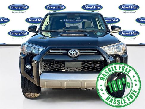 Used 2024 Toyota 4Runner TRD Off-Road image 2