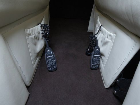 Used 2019 Mercedes-Benz Sprinter 2500 w/ Premium Package image 51
