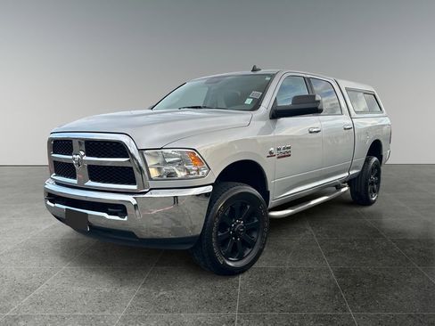Used 2016 RAM 2500 SLT w/ Protection Group image 4