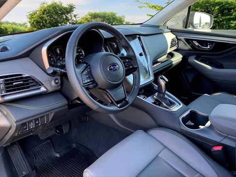 Certified 2025 Subaru Outback Onyx Edition image 17