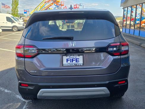 Certified 2025 Honda Pilot EX-L image 4