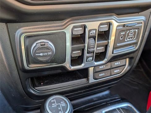 Used 2022 Jeep Wrangler Unlimited Sahara w/ Cold Weather Group image 26