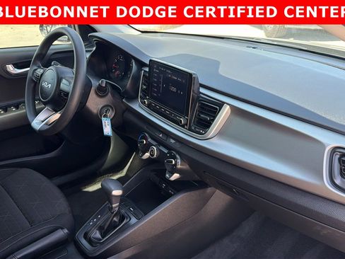 Used 2022 Kia Rio LX image 32
