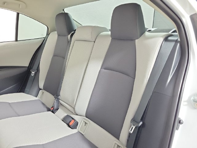 Used 2025 Toyota Corolla LE FWD image 13