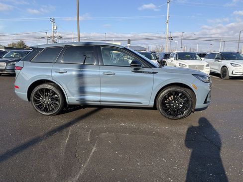 Certified 2023 Lincoln Corsair AWD w/ Equipment Group 101A image 6