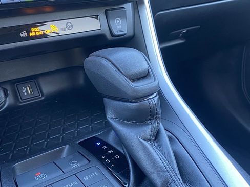 Used 2023 Toyota RAV4 XLE AWD/4WD image 13