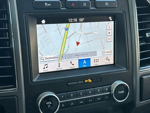 Used 2019 Ford Expedition XLT w/ Equipment Group 202A RWD image 25