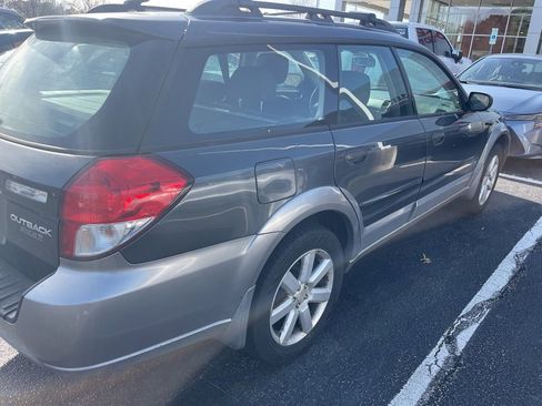 Used 2009 Subaru Outback 2.5i Special Edition image 5