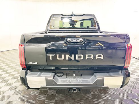 Used 2023 Toyota Tundra Capstone AWD/4WD image 4